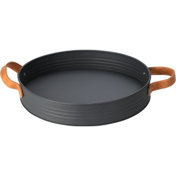 Serveringsbakke i metal med håndtag